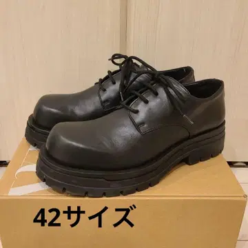 ZARA 블랙 통굽 부츠 더비 슈즈