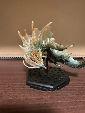 몬헌 피규어 아마츠 마가츠치