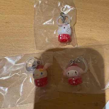 딸기 메지루시 액세서리 산리오