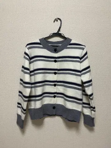 스트라이프 니트 가디건 긴팔 보더 니트 한국 코디