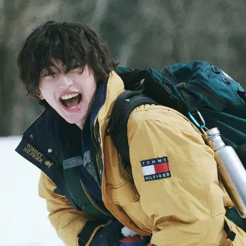 미치에다 슌스케 착용 영화 TOMMY HILFIGER 타미힐피거 다운