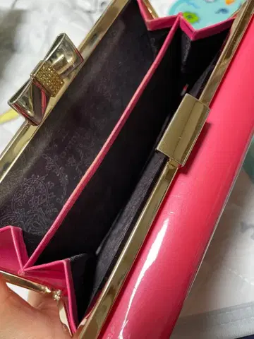 옴니아 핑크 장지갑