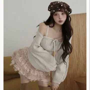 [택 포함 미사용] 다리치 케이블 숏 니트 앙상블