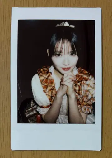 FRUITS ZIPPER 진세이 스즈카 폴라로이드