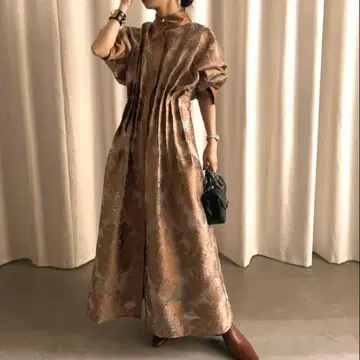 Ameri 아메리 und sheer jacquard tuck dress