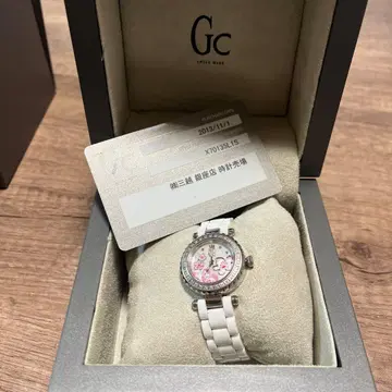 Gc 벚꽃 디자인 손목시계 일본 한정판 150개