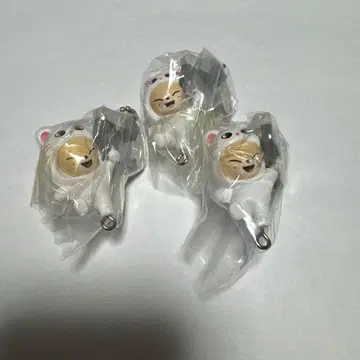 SKZOO 스키즈 폭시니 집게로 집어 연결하는 마스코트 3개 세트