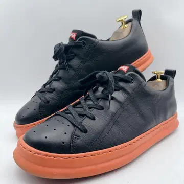 스테디셀러 캠퍼 러너 가죽 스니커즈 경량 블랙 x 오렌지 42