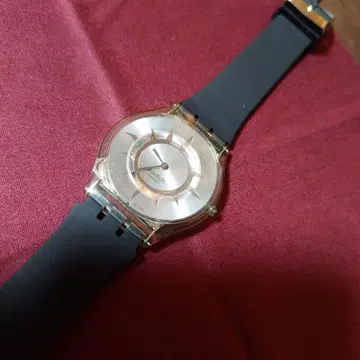 2009년 제조 스와치 스킨 초박형 쿼츠 손목시계