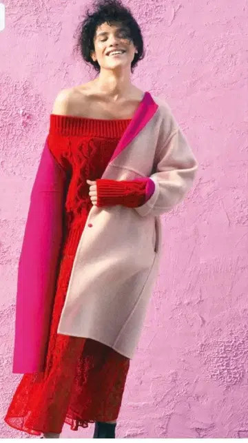 새상품급 FRAYI.D 프레이 아이디 빨간색 오프숄더 케이블 니트 풀오버