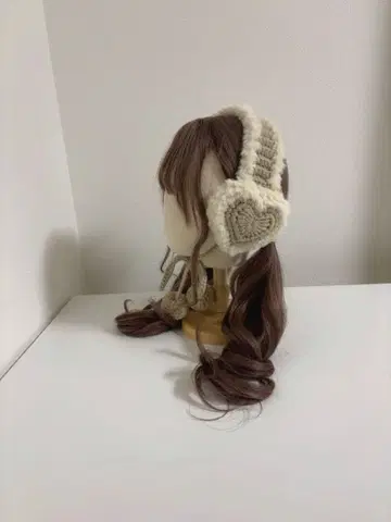 하트 이어머프 베이지 핸드메이드 귀도리 귀마개