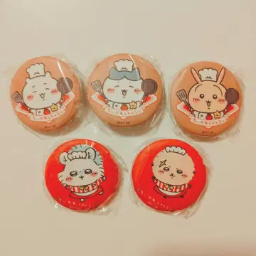 치이카와 레스토랑 캔뱃지 치이카와 하치와레 토끼 모몽가 랏코