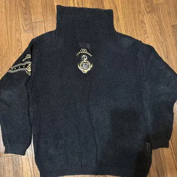 발렌자노 스포츠 터틀넥 블랙 열쇠 편직 니트 여성용