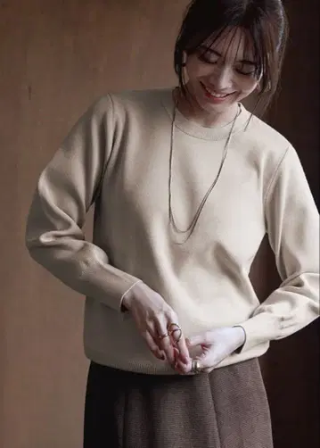 스타일 델리 스무스 하이 게이지 크루넥 니트 B 라이트 베이지