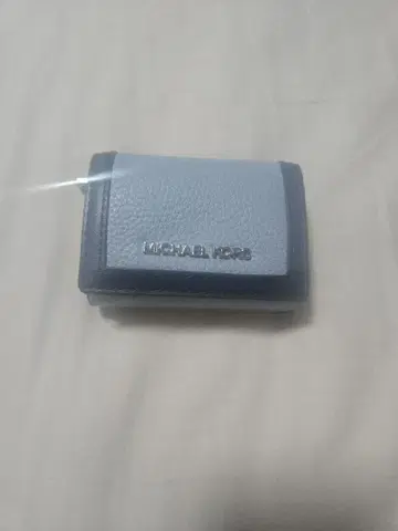 MICHAEL KORS 3단 폴더형 지갑 라이트 블루