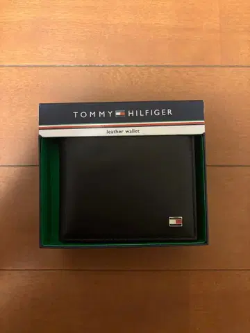 TOMMY HILFIGER 가죽 접이식 지갑