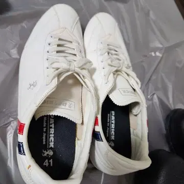 PATRICK 화이트 스니커즈 41 일본제