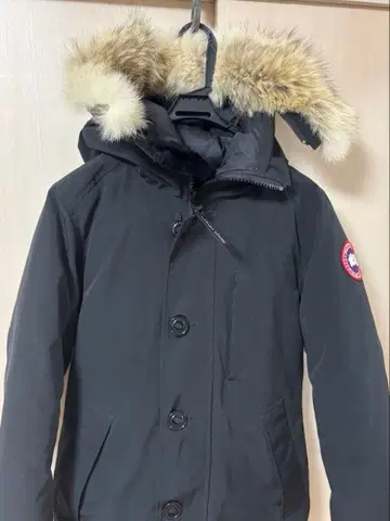 CANADA GOOSE 블랙 다운 자켓