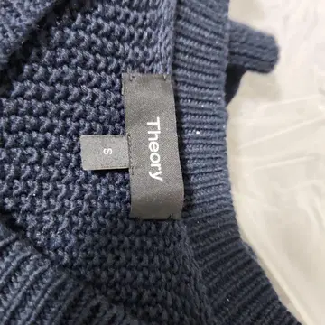 Theory 네이비 니트 스웨터 S