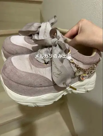 리즈리사 사이드 참 통굽 스니커즈 LIZLISA 지뢰계 양산형