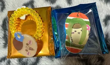 치이카와 시사 기념품 가게 코일 머리끈, 비치 샌들 키링