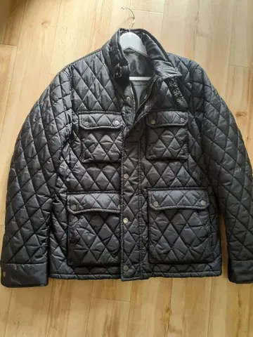 새상품급 CK 캘빈클라인 퀼팅 자켓 4 포켓 블랙