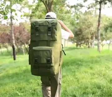 올리브 그린 백팩