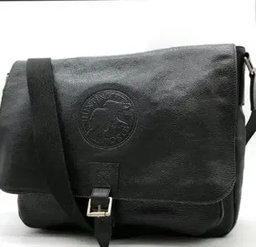 새상품급 HUNTING WORLD 숄더백 A4 가능 가죽