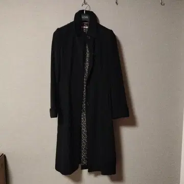 PAUL SMITH 블랙 롱 코트 도트 무늬 안감 부착