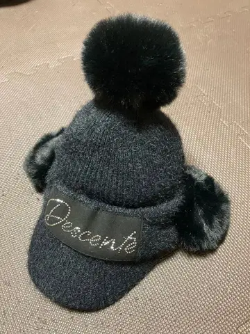 데상트 골프 니트 모자 귀도리 퍼