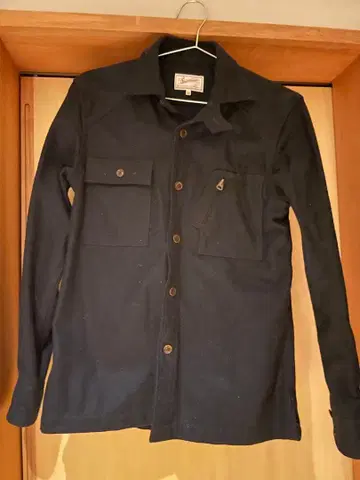 Soundman 블랙 울 혼방 셔츠 가죽 팔꿈치 패치