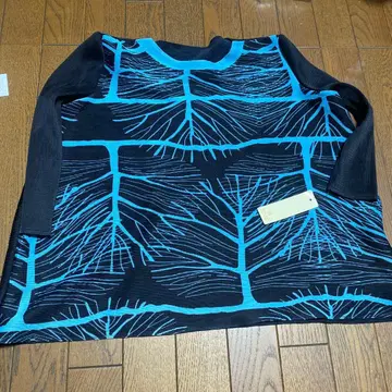 그래픽 프린트 오분 소매 상의