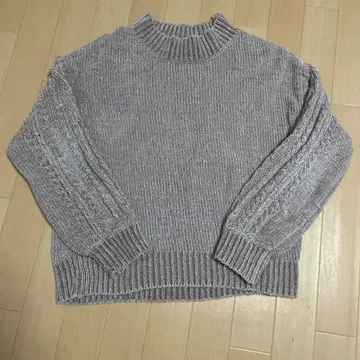 이카 베이지 하이넥 니트 스웨터 M