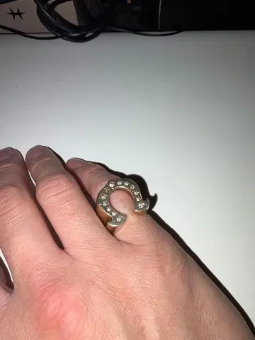 텐더 로인 호스슈 링 8k 다이아