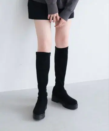 블랙 스웨이드 롱 부츠