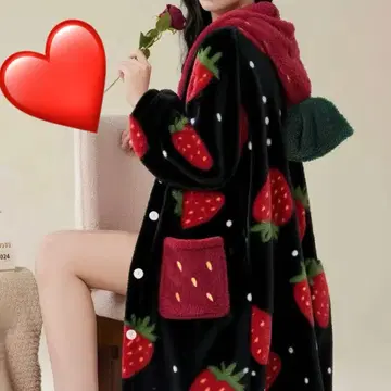 미사용 새상품 딸기 룸웨어