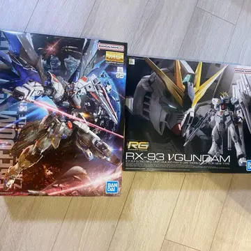 반다이 스피리츠 MG RG