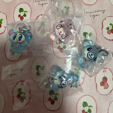 나루미야 메지루시 액세서리