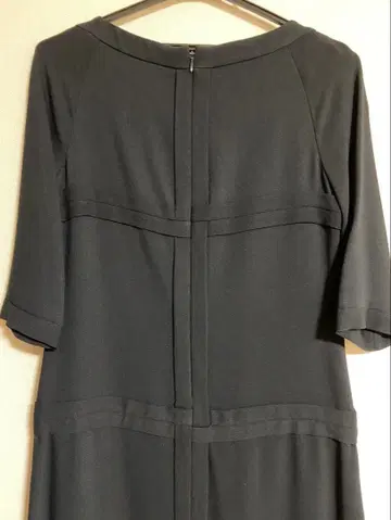 Sybilla 블랙 무릎 기장 원피스 40