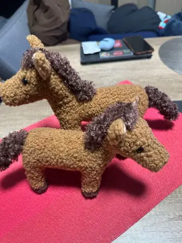 브라운색 말 봉제 인형 2개 세트