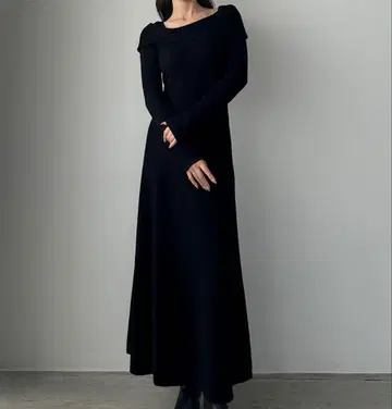 Louere 아지메 오프숄더풍 니트 플레어 원피스 MT 사이즈 블랙