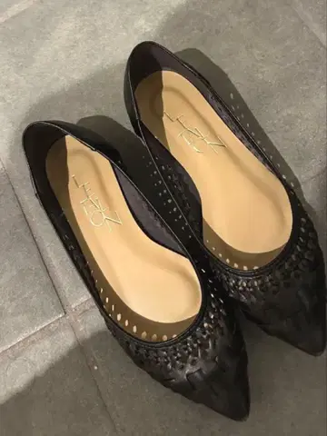 LE TALON 블랙 플랫슈즈 23.5cm