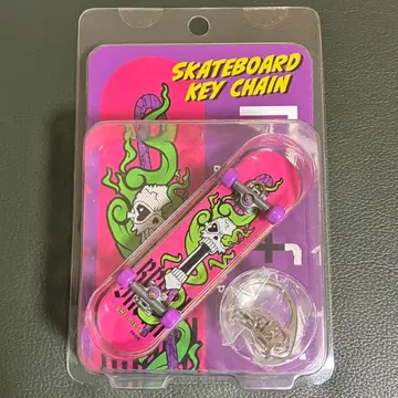 RofJ 한정판 스케이트보드 키체인 키링 원피스 브룩