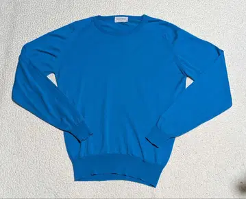 존스메들리 파란색 크루넥 니트 긴팔