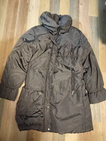 다크 그레이 퀼팅 자켓