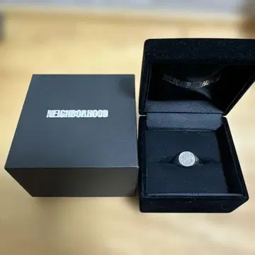 NEIGHBORHOOD 실버 반지 엠블럼 디자인 12호