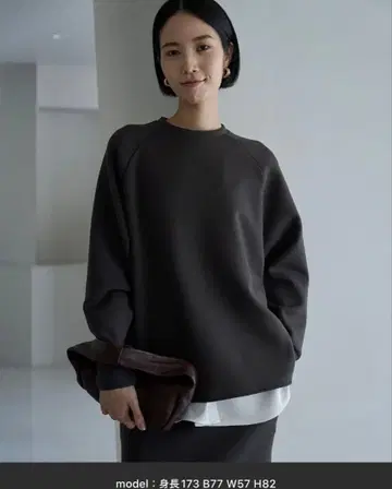 UNFILO 앙피로 백 집 풀오버 차콜 M 사이즈