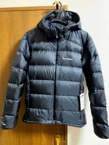 블랙 M 사이즈 mont-bell 블랙 라이트 알파인 다운 파카