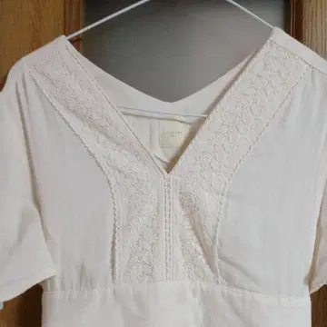 cicachan 아이보리 자수 V넥 반팔 원피스 신데렐라 드레스*