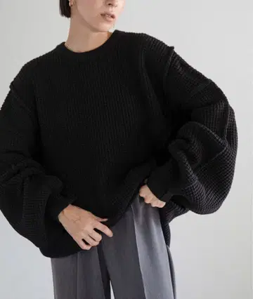 미사용 새상품 select MOCA 오버 볼륨 슬리브 니트